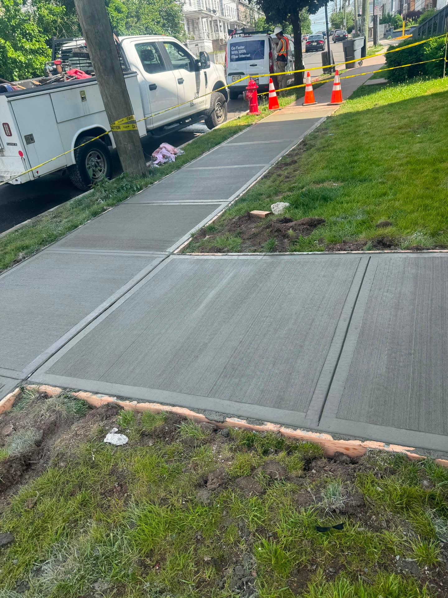 JCS Construction crew finishing a concrete slab in Elizabeth NJ